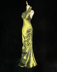 Vintage Prom Dresses 2000s Mermaid Halter V Neck Green Satin With Ruffled Beading Long Prom Gown N3094