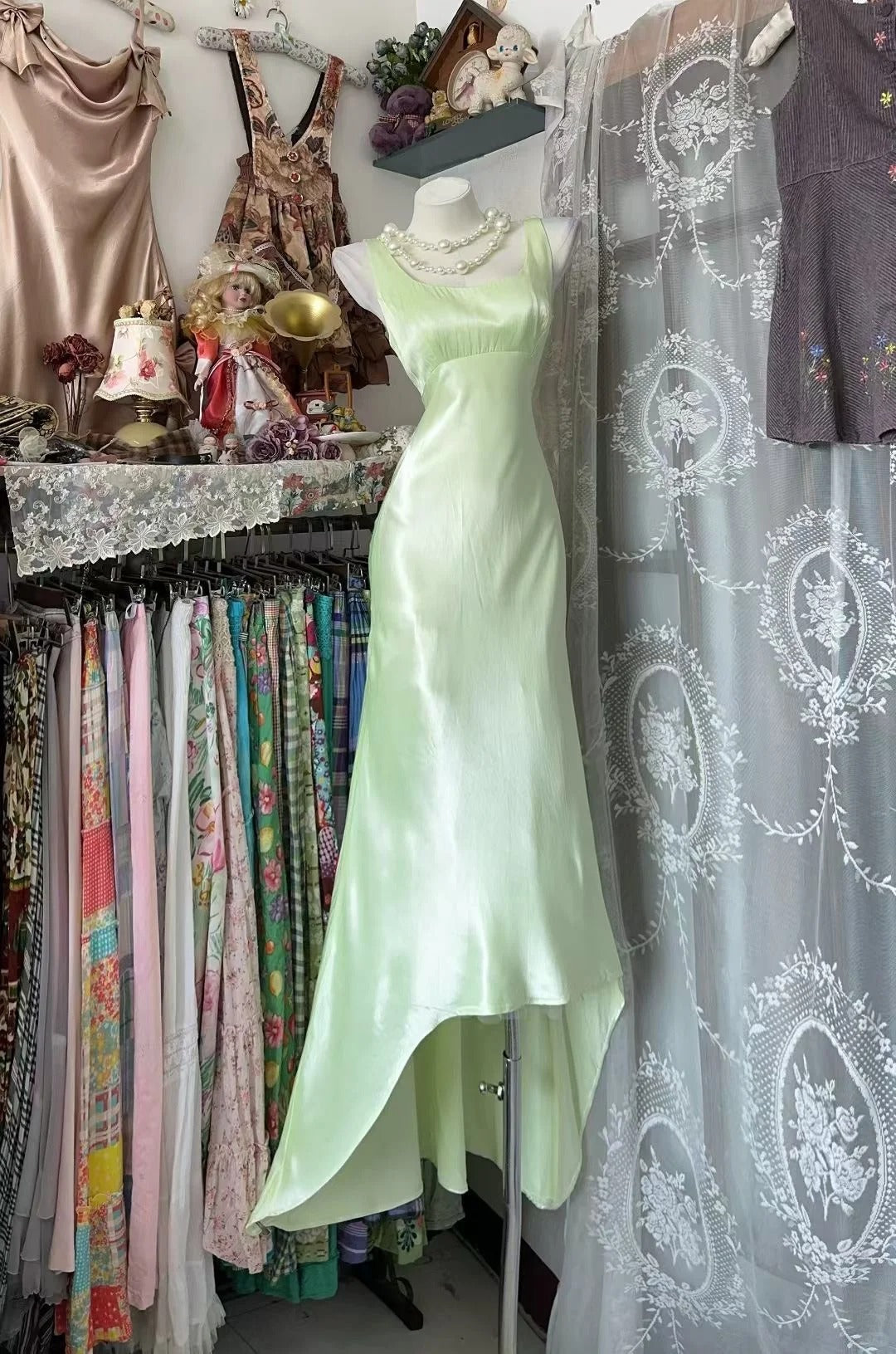Modest Prom Dresses Mermaid Square Neck Green Satin Sleeveless Evening Outfits N3608