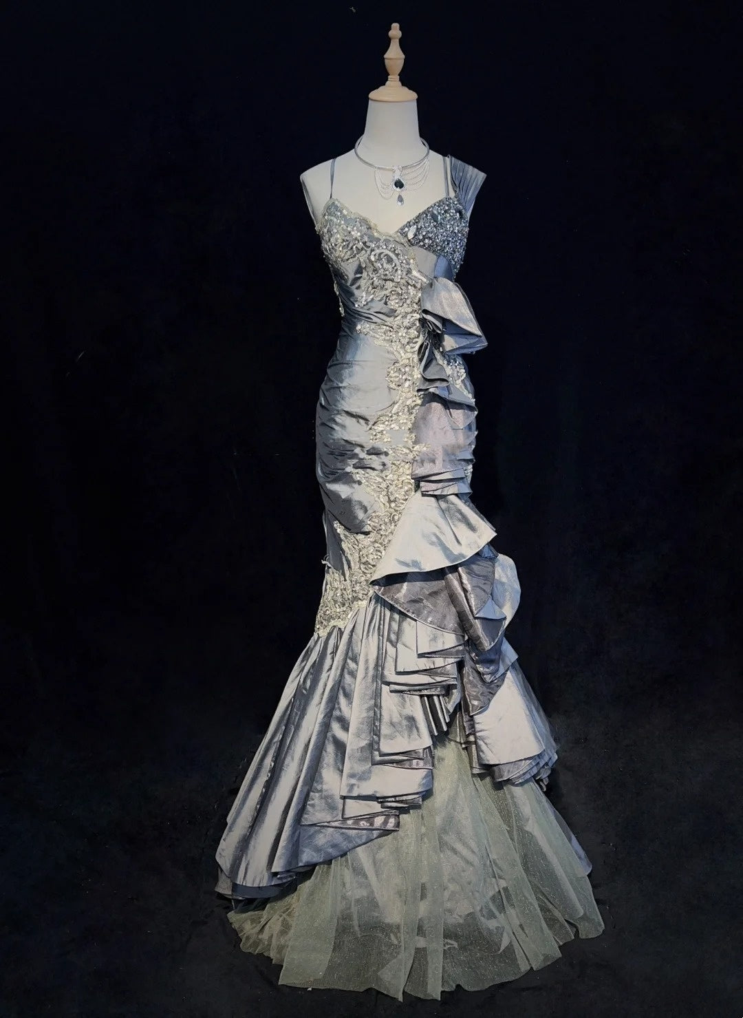 Vintage Prom Dresses Mermaid Straps Grey Satin Lace With Ruffles Long Evening Outfits N3442