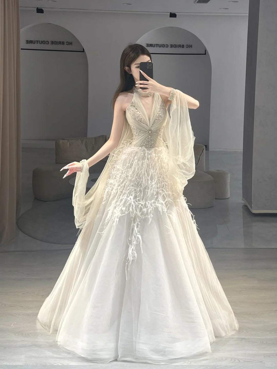 Beautiful Prom Dresses Ball Gown Halter Tulle With Beaded Feathers Long Formal Gown N2927