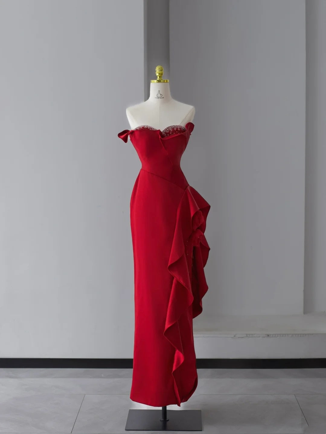 Prom Dresses A Line Sweetheart Red Satin With Ruffle Long Formal Gown N2947