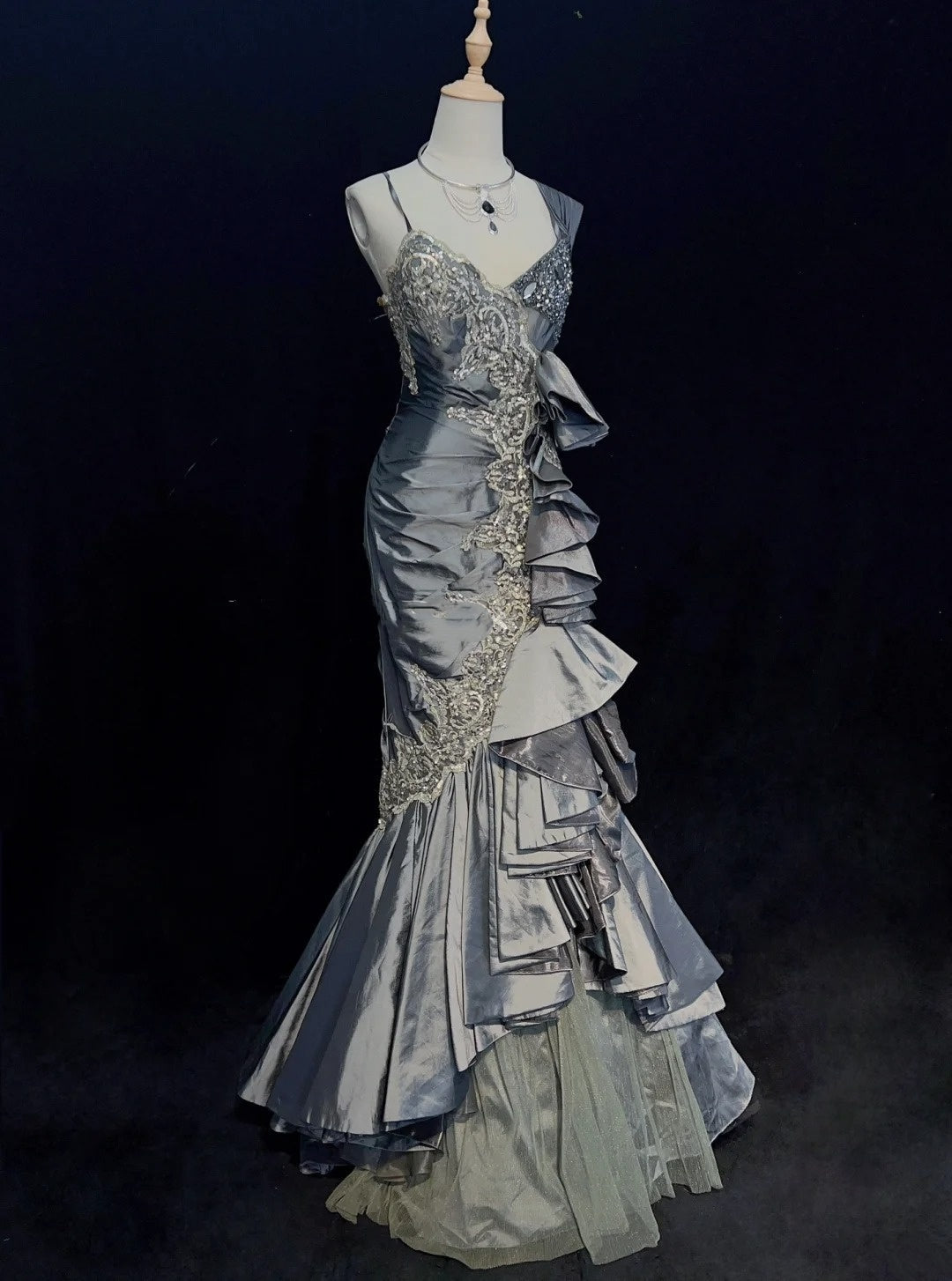 Vintage Prom Dresses Mermaid Straps Grey Satin Lace With Ruffles Long Evening Outfits N3442