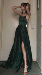Modest Party Gowns Sleeveless Floor-Length Halter Slit Dark Green Long Prom Dress AB1718