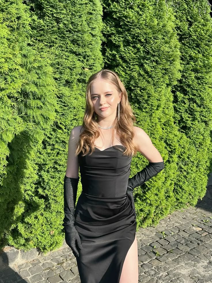 Modest Senior Prom Dresses High Schools Inspiration Mermaid Sweetheart Black With Slit Semi Formal Grad Long Prom Dress For Teens AB2122