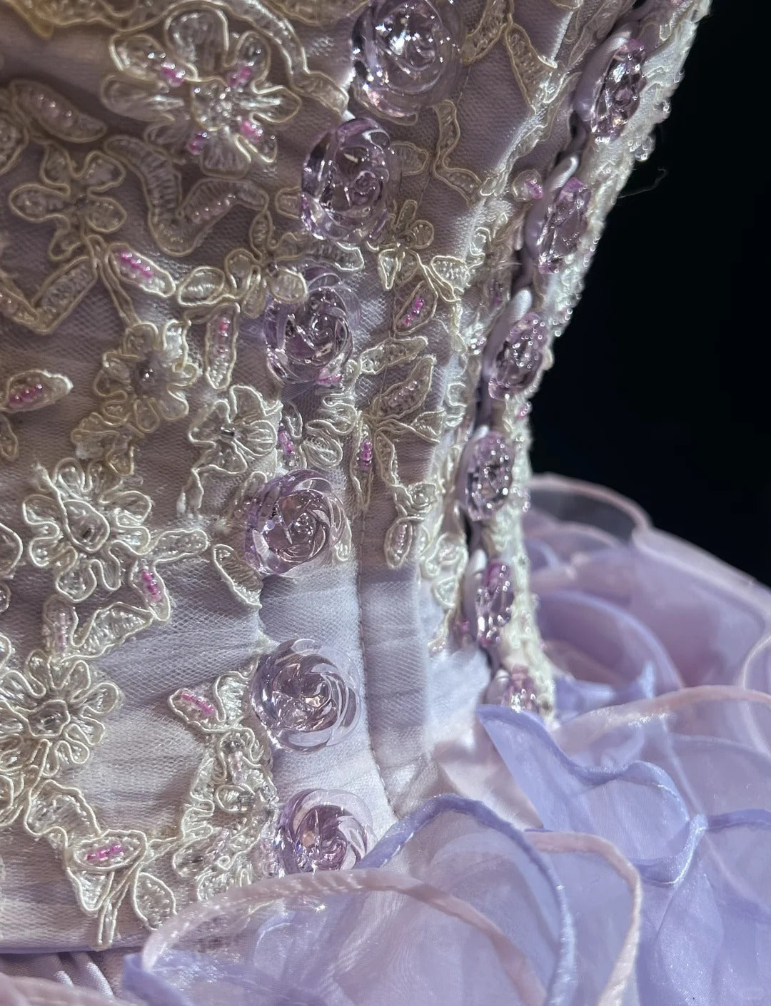 Modest Prom Dresses Ball Gown Strapless Lilac Organza With Layers Tiered Long Quince Dress N3128