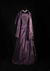 Retro Ball Gowns Women Cocktail Party Gown Strapless With Beads Cape Outfits 90s Purple Long Graduation Dinner Outfits Prom Dresses AS143