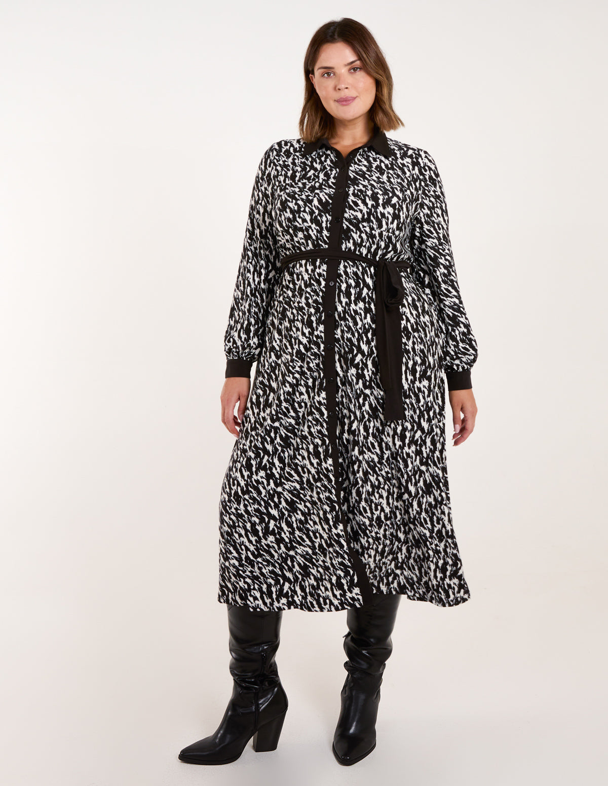 Curve Constrast Belted Midi Shirt Dress