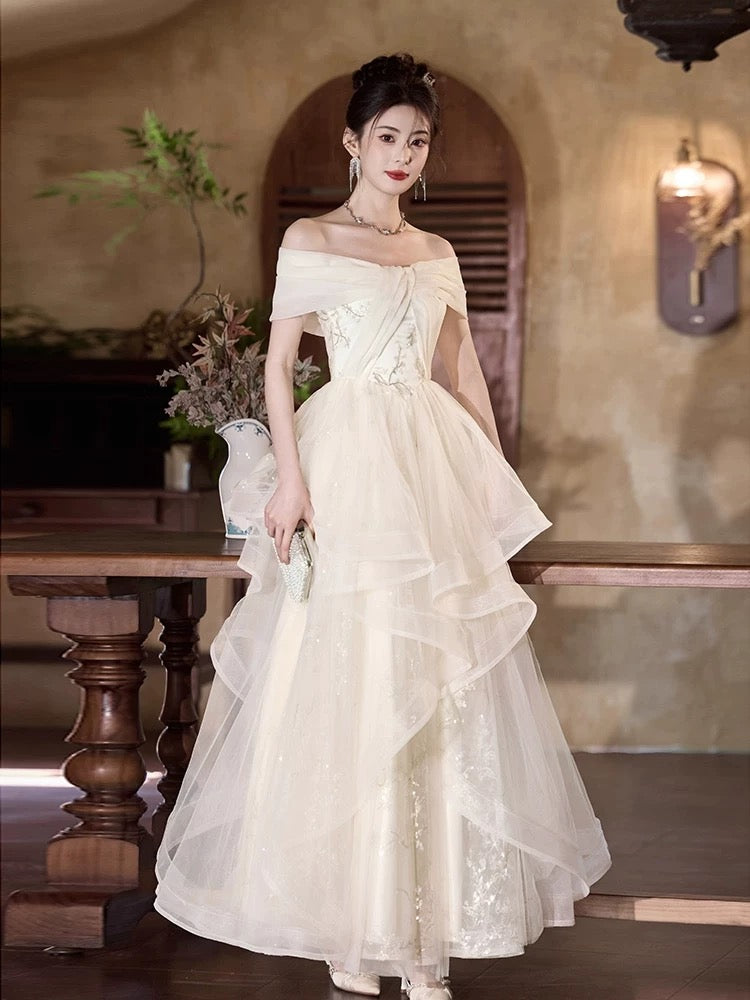 Charming Ball Gown Off The Shoulder White Tulle Long Prom Gown Party Wear Fashion Dresses N1823