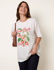 Strawberry Graphic Print Crew-Neck T-shirt