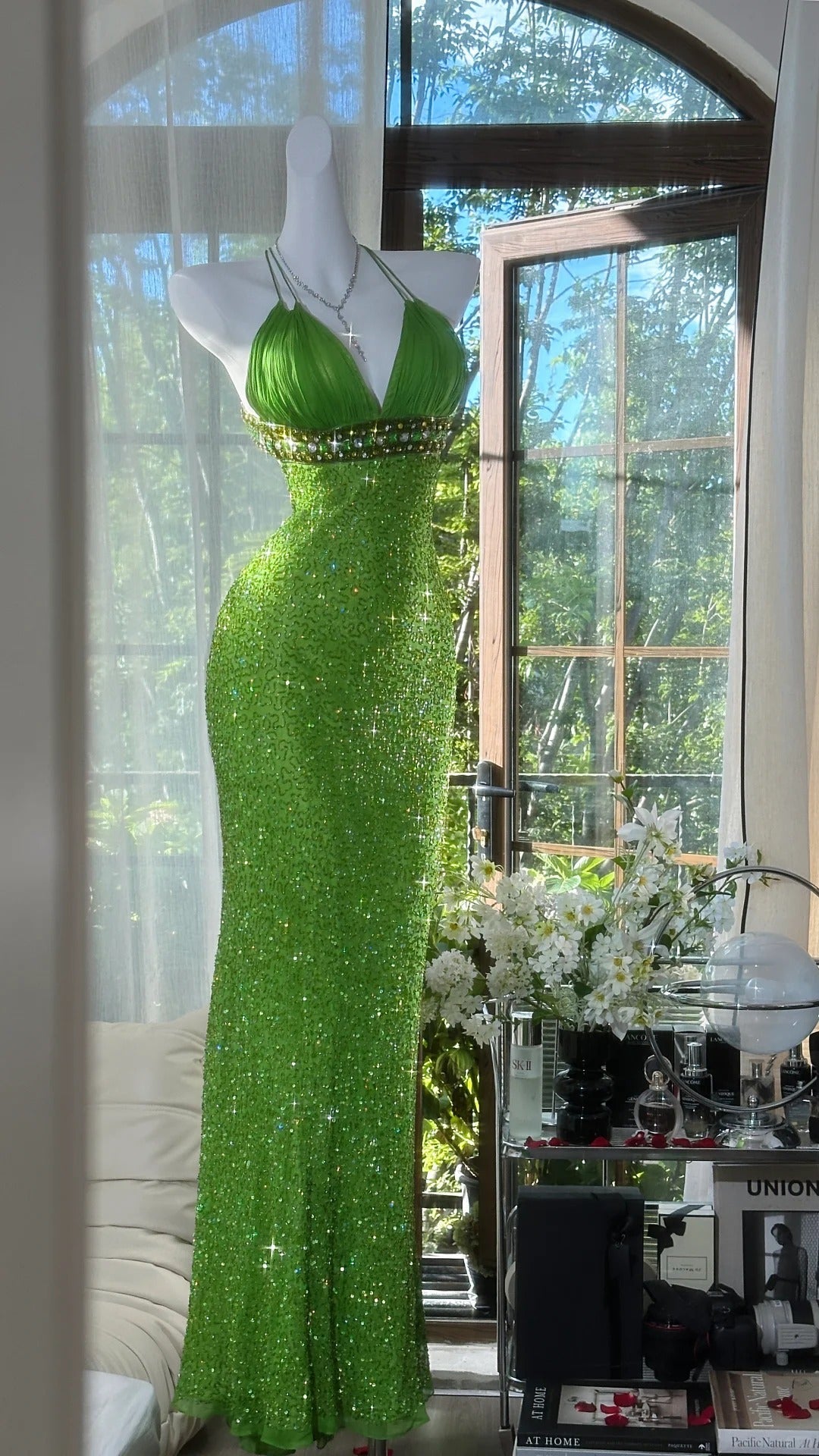 Modest Prom Dresses Mermaid Halter Green Sleeveless Sequin With Beading Long Evening Outfits N3567